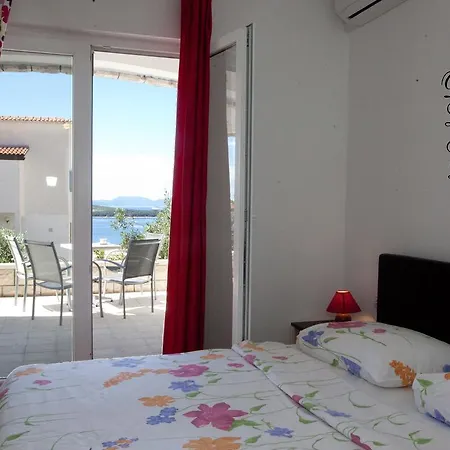 Marijeta Hvar 公寓 *